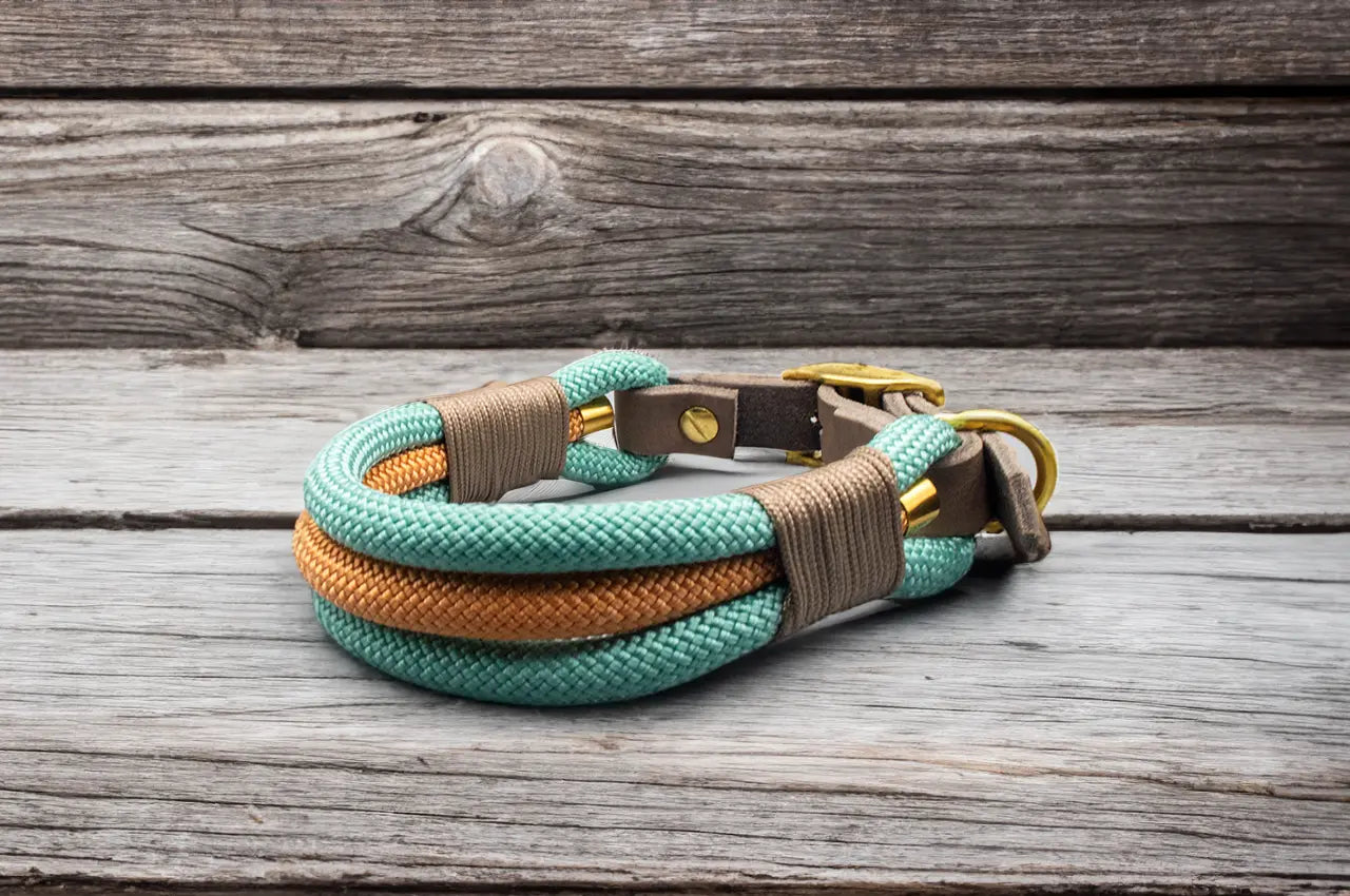 Handgefertigtes Tau-Hundehalsband  Maritim, Robust und Pflegeleicht  Woof  Couture
