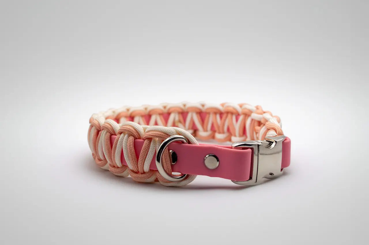 Modell Carmen | Paracord x BioThane® Halsband - Woof Couture