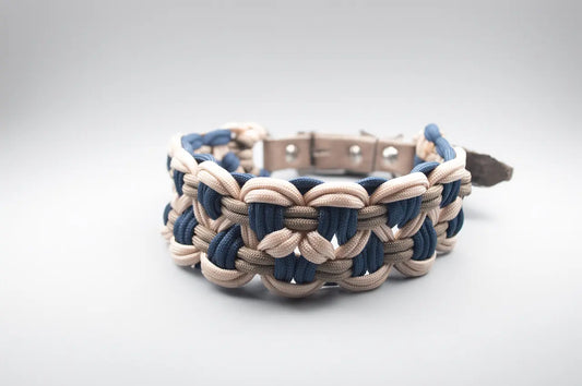 Modell Charlotta | Paracord x Leder Halsband | Dunkelblau